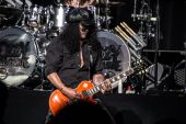 Slash solo 2014 0512_musicares slash (22)